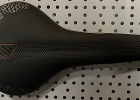 Sedlo Selle Italia SLR Carbon Silver